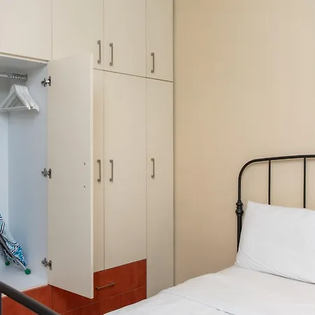 Houseloft Queen Olga Casa *