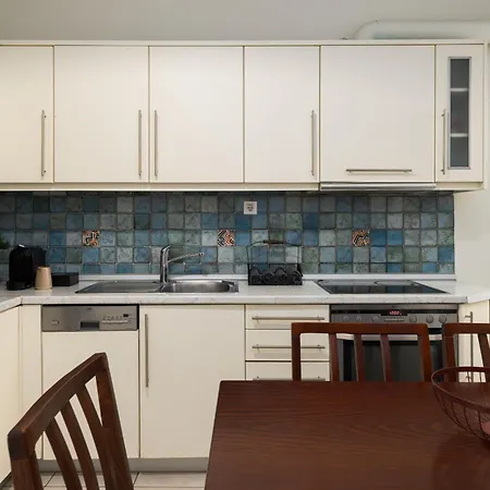 Houseloft Queen Olga Casa Daire *